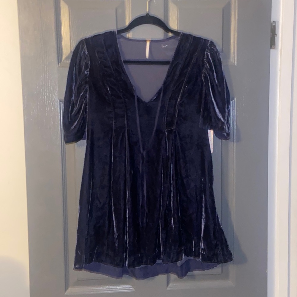 {{Free People}} indigo lost velvet top